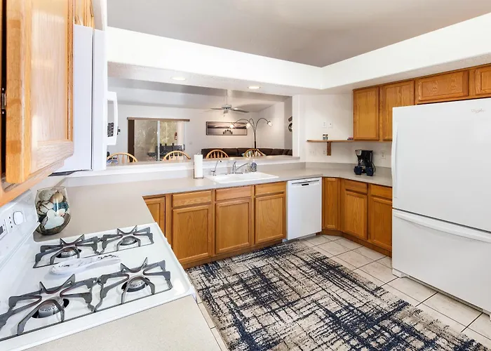 Breezing Southwind - Monthly Special * Lake Havasu City